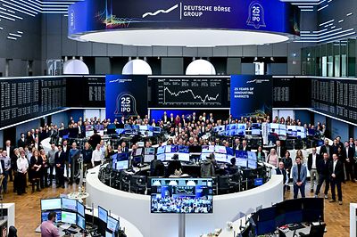 25 Years of IPO